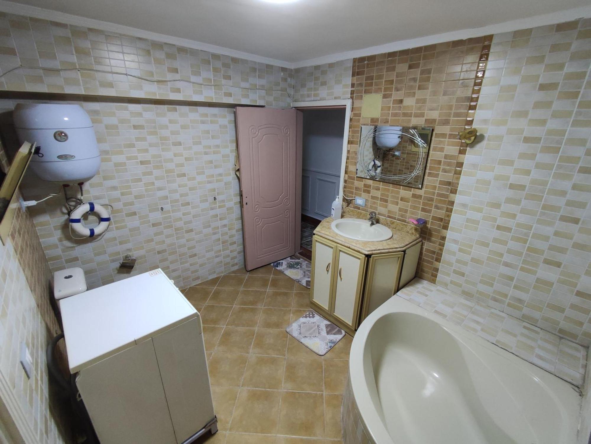Apartment Where Landsacpe View Meets Luxury *