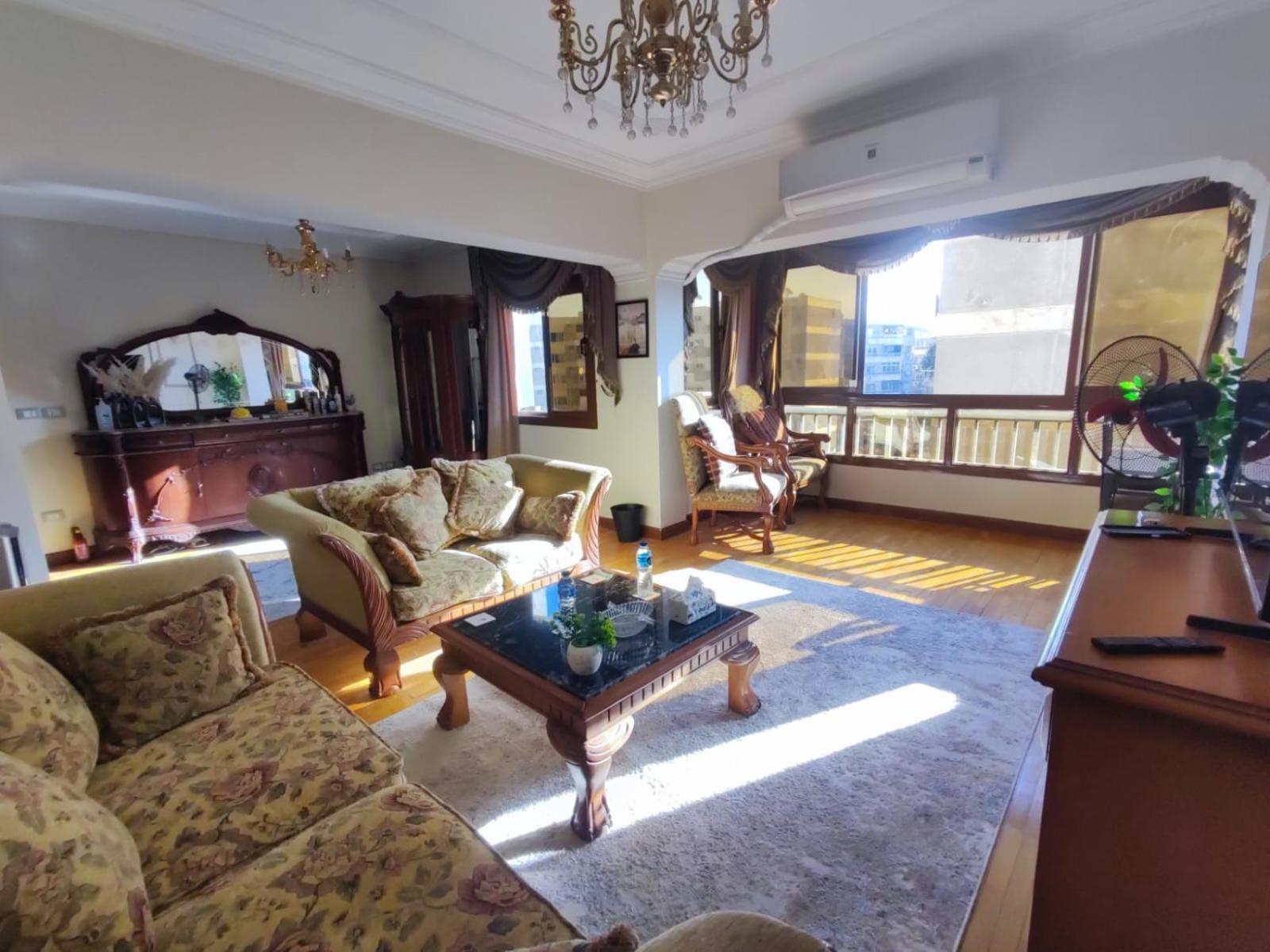 Apartment Where Landsacpe View Meets Luxury Cairo